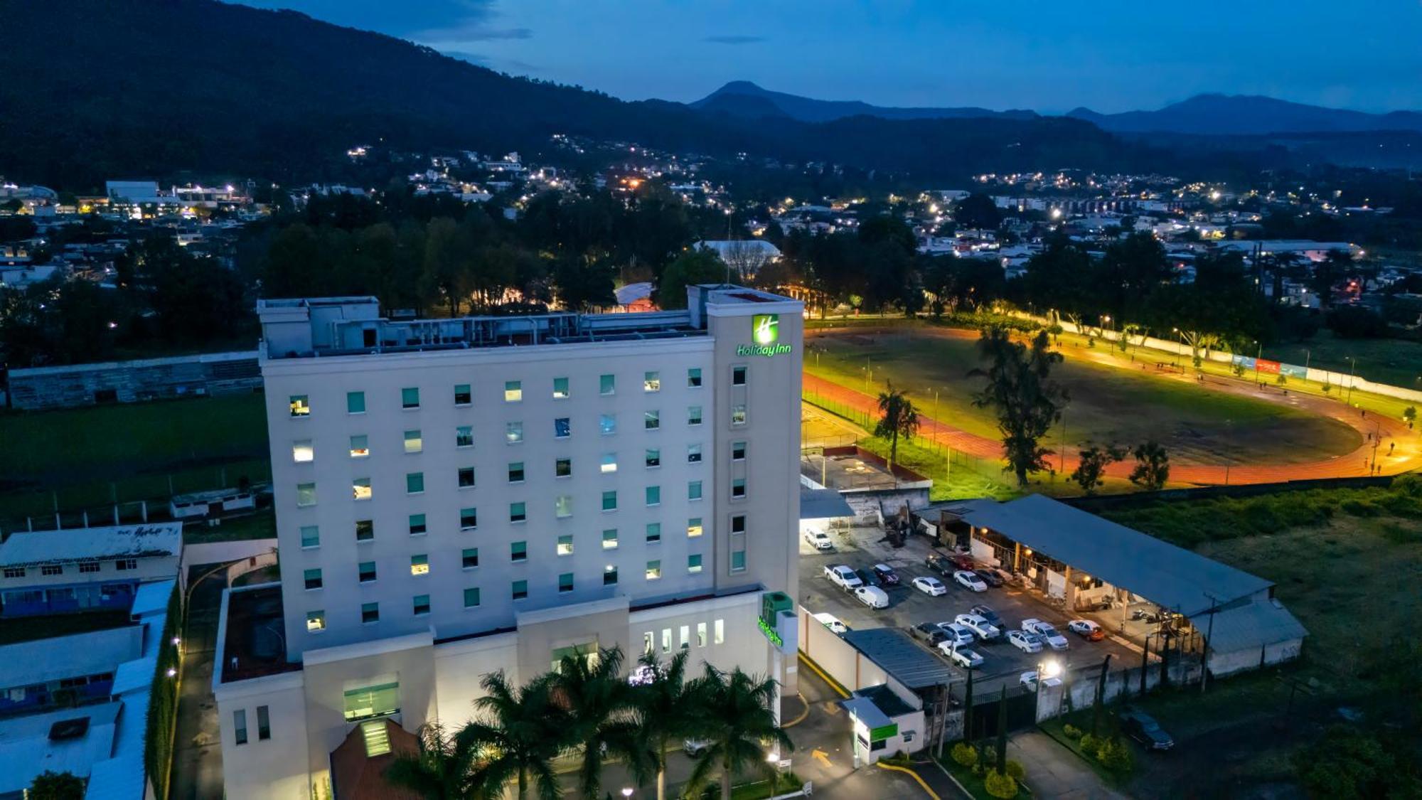 ฮอลิเดย์อินน์ อูรัวปัน Uruapan  ภายนอก รูปภาพ